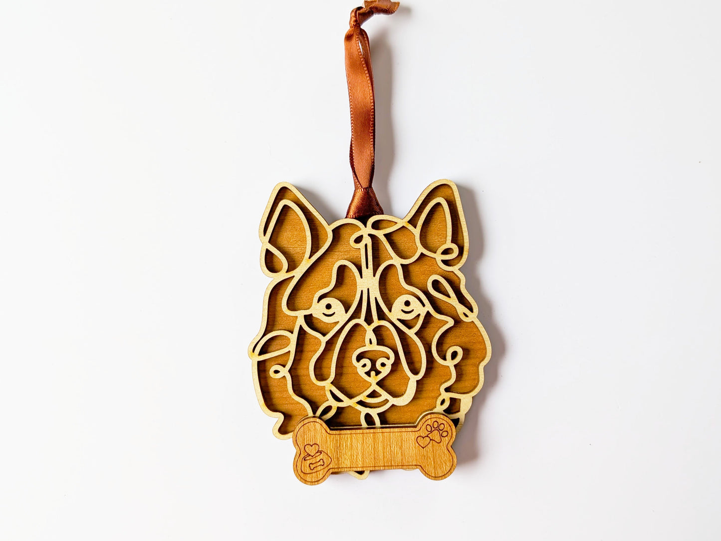 Alaskan Malamute Dog Ornament