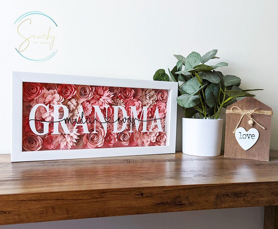 Paper flower shadow box, gift for mom, gift for grandma, mothers day shadow box, gift for mothers day, gift for wife mothers day, kid names