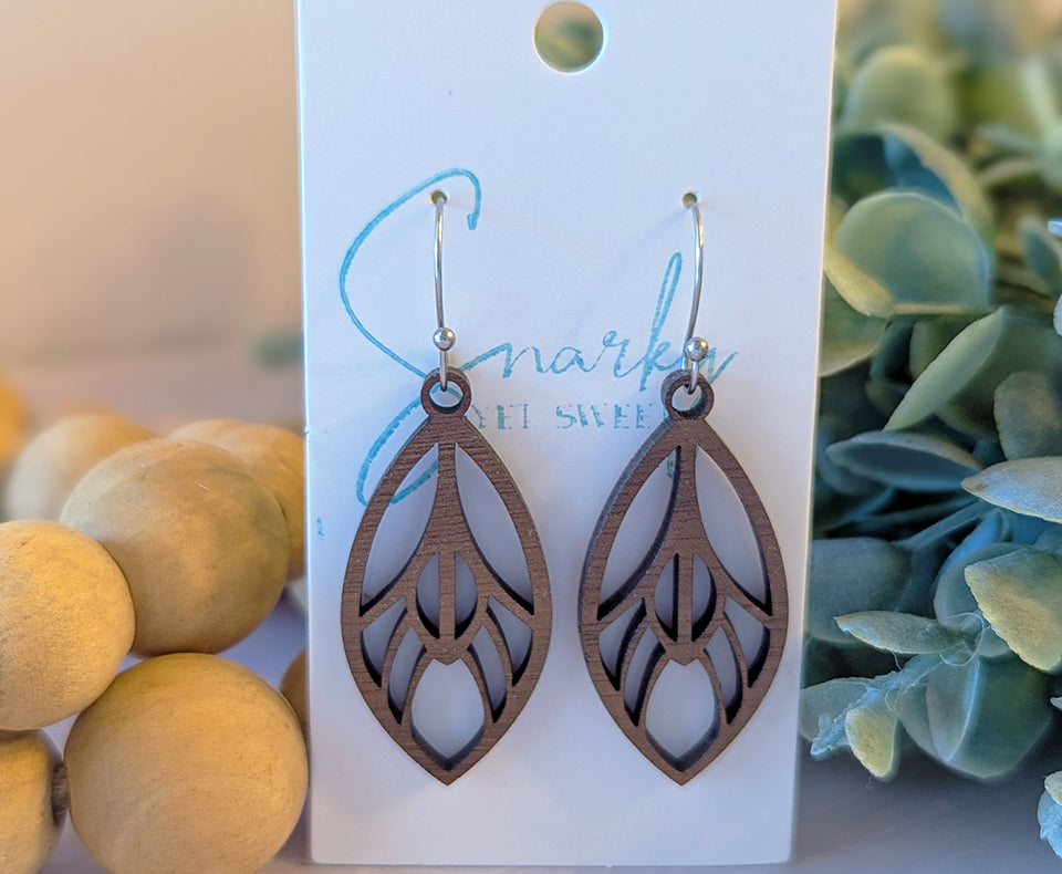 Wood earrings, floral earring, Spring earrings, Mothers day gift, lightweight earrings, everyday earring, gift for her, wood anniversary