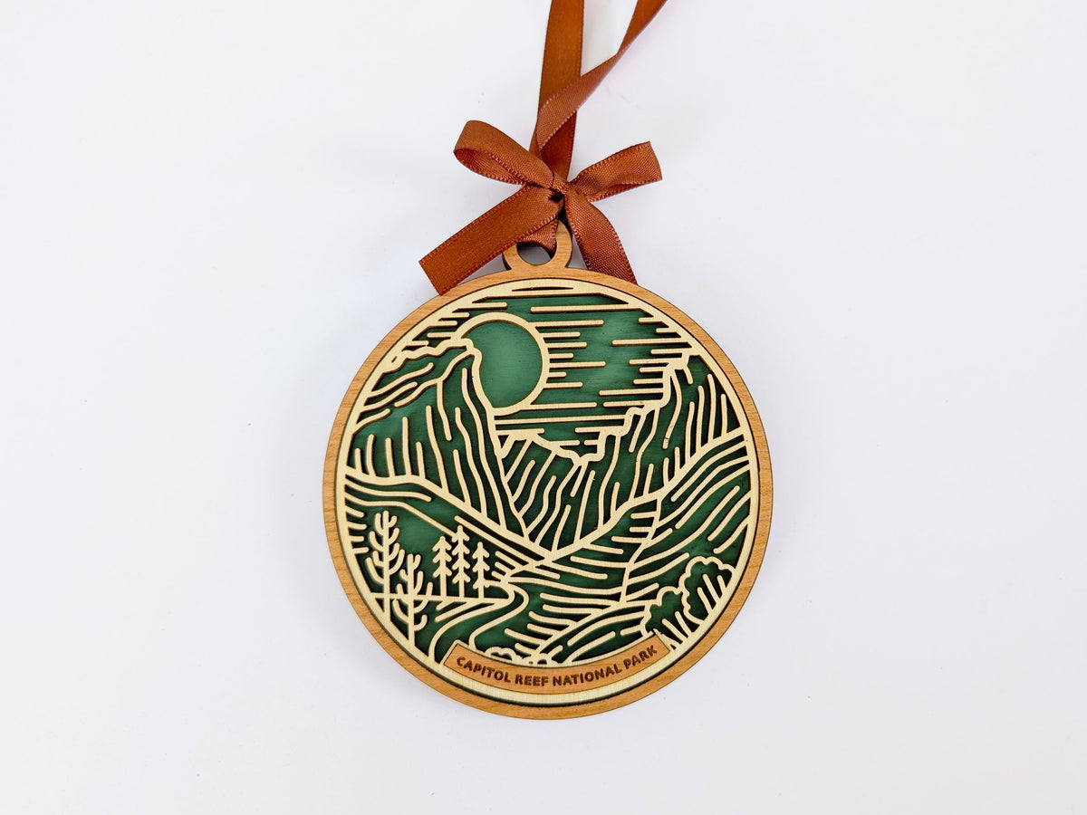 Capitol Reef national park ornament, Capitol Reef ornament, Capitol Reef souvenir, national park gifts, national park ornament, gift for hiker, Christmas gift