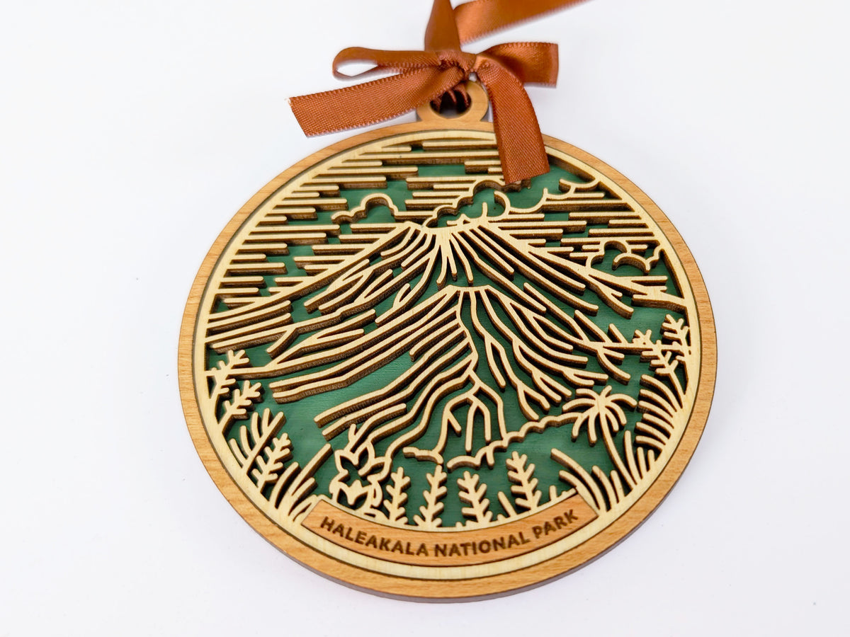 Haleakala national park ornament, Haleakala ornament, Haleakala souvenir, national park gifts, national park ornament, gift for hiker, Christmas gift