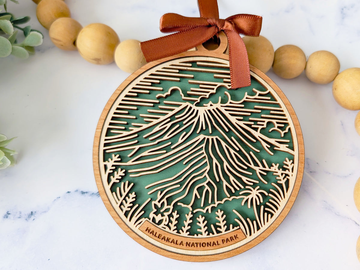 Haleakala national park ornament, Haleakala ornament, Haleakala souvenir, national park gifts, national park ornament, gift for hiker, Christmas gift