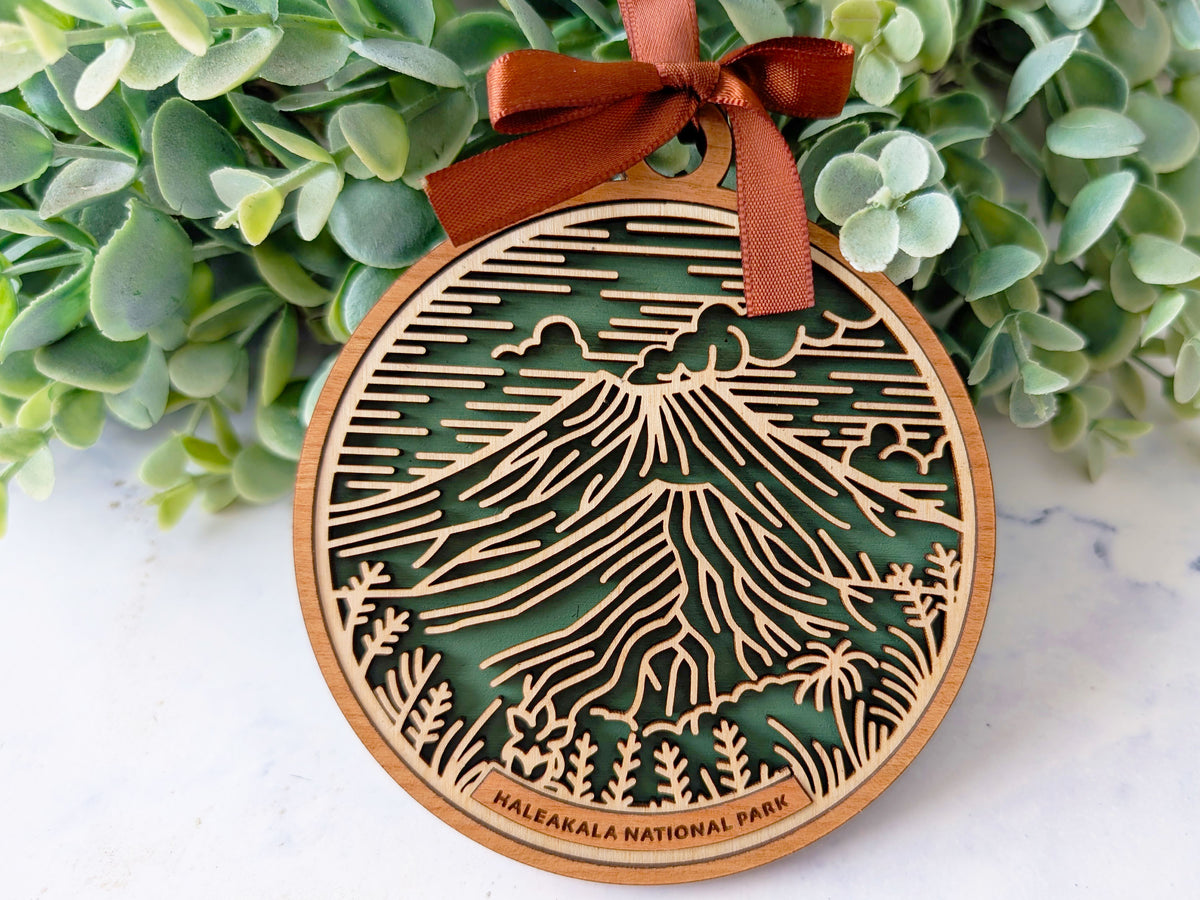 Haleakala national park ornament, Haleakala ornament, Haleakala souvenir, national park gifts, national park ornament, gift for hiker, Christmas gift