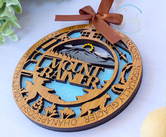 Mount Rainier national park ornament